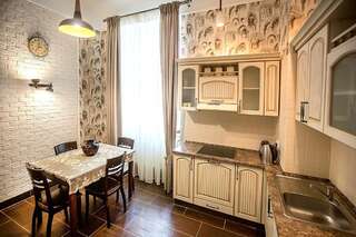 Апартаменты Gorgeous apartments in historical center of Lvov Львов Апартаменты с 2 спальнями-16
